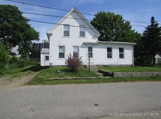 12 Starr St, Vinalhaven, ME 04863