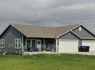 4103 SW Shenandoah Rd, Topeka, KS 66610