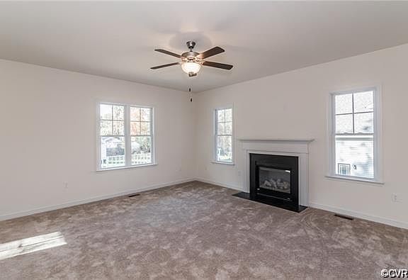 3rd image of 5930 Autumnleaf Dr