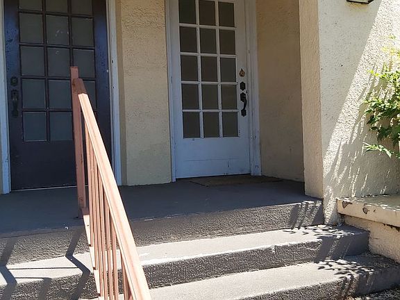 3rd image of 204 NW 17th St #4-105-01