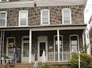135 Shurs Ln, Philadelphia, PA 19127