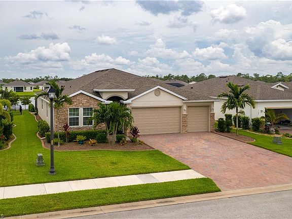 3rd image of 3184 Amadora Cir SE