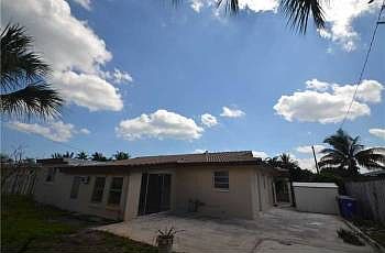 5th image of 1620 NE 56th St