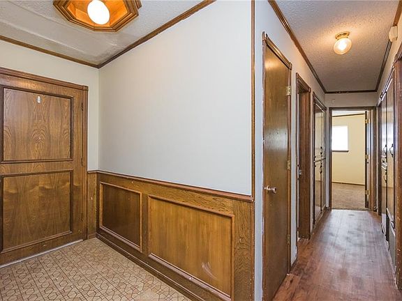 5th image of 813 Eagle Dr