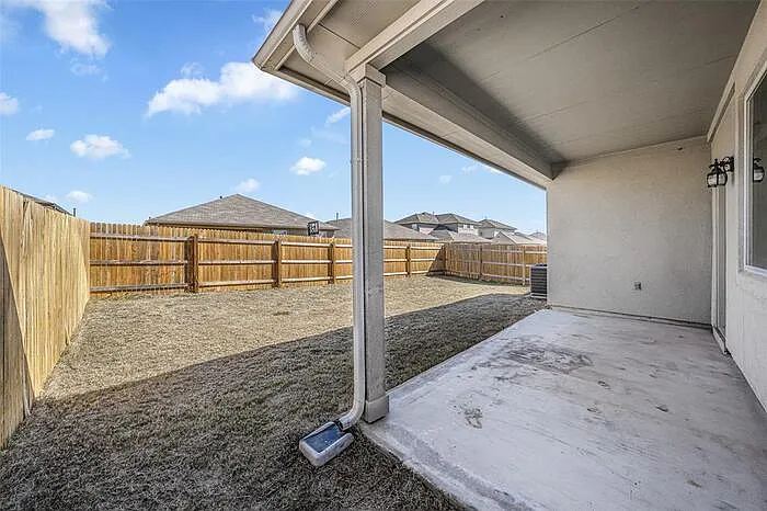 121 Mackinac Ln — Photo 15