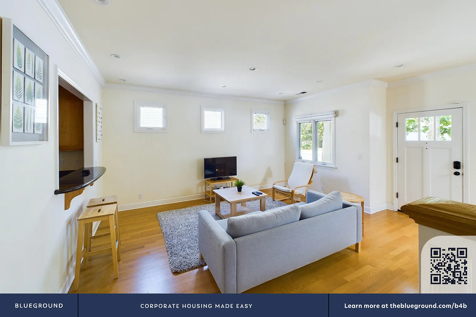 3 bed, 2.5 bath, 1670 sqft, $5,840 — Photo 4