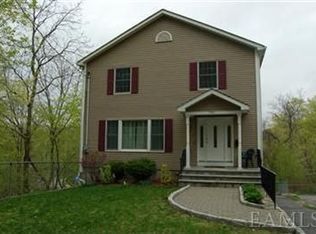 1766 Lincoln Ter, Peekskill, NY 10566