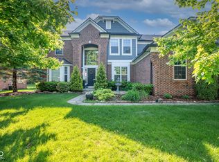 11667 Shadowwood Ct, Zionsville, IN 46077