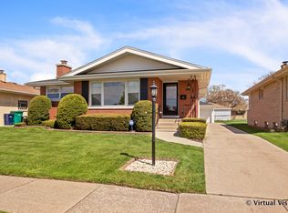 11036 Nelson St, Westchester, IL