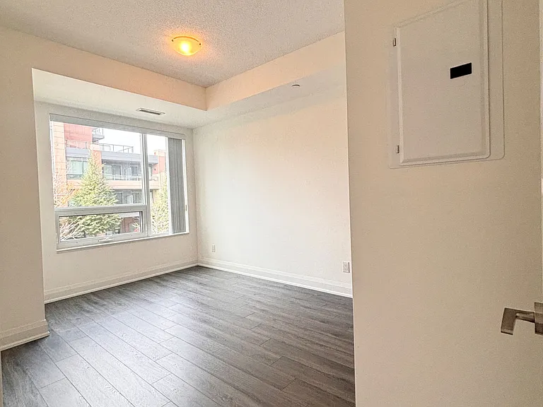 1 Uptown Dr #207 — Photo 31