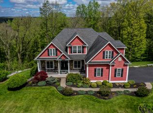 11 Gereg Glen Rd, Brookfield, CT 06804