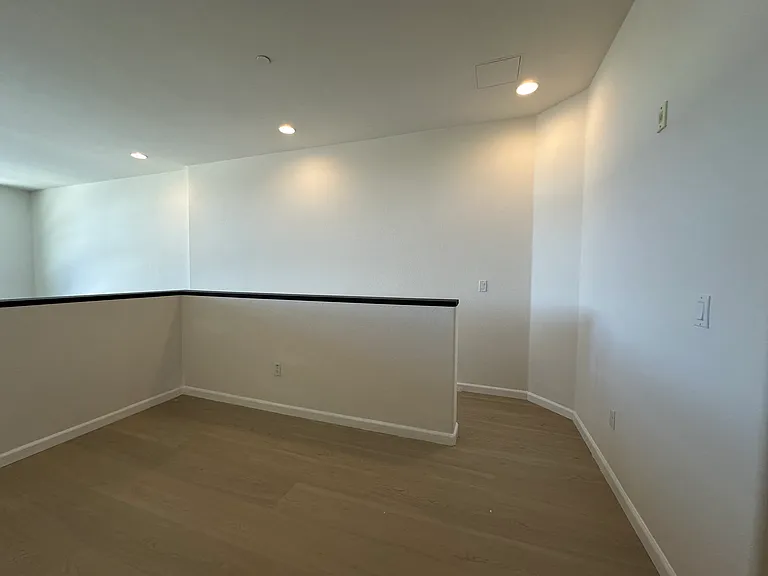 1363 El Camino Real — Photo 6