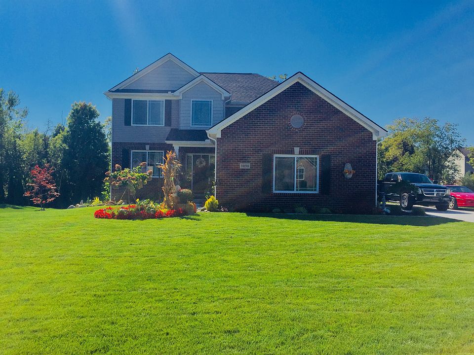 2nd image of 9898 Westwood Cir
