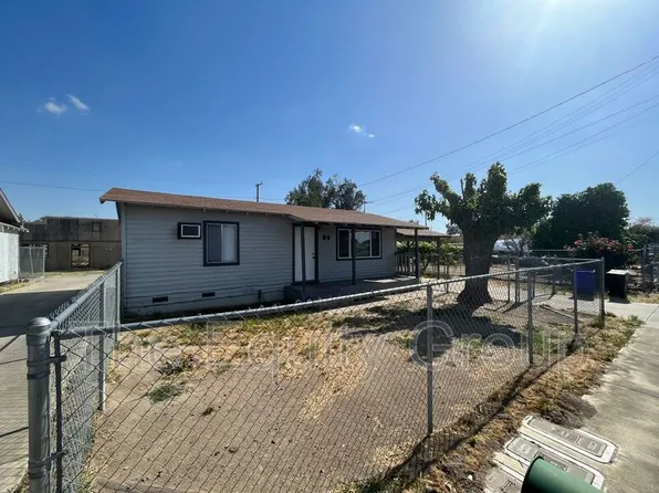 85 E Mountain View Ave, Porterville, CA 93257