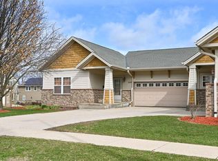 4042 W Howard Ave #4042, Milwaukee, WI 53221