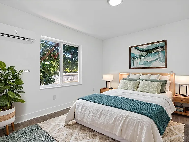 1630 SW 10th St #5 — Photo 10