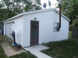 202 W #S, Findlay, IL 62534