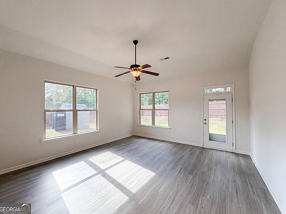 3rd image of 4075 McClendon Way