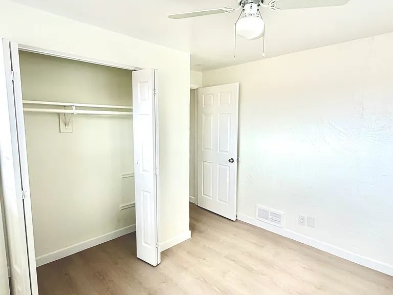 1149 Akron St #1149 — Photo 12