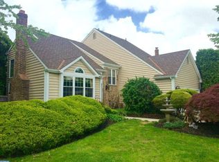 28 Abbotsford Dr, Marlton, NJ 08053