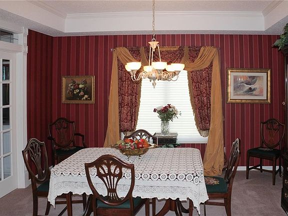 5th image of 8457 Chadway Ct
