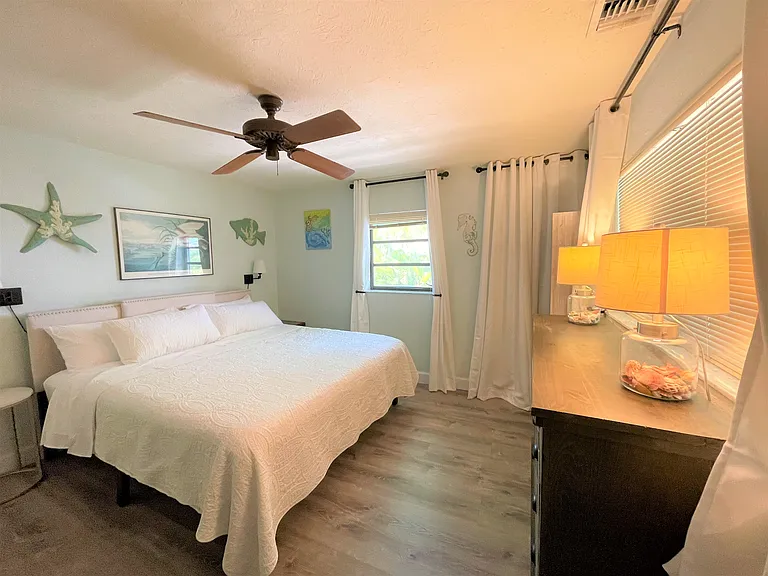 1145 Lagoon Dr — Photo 10