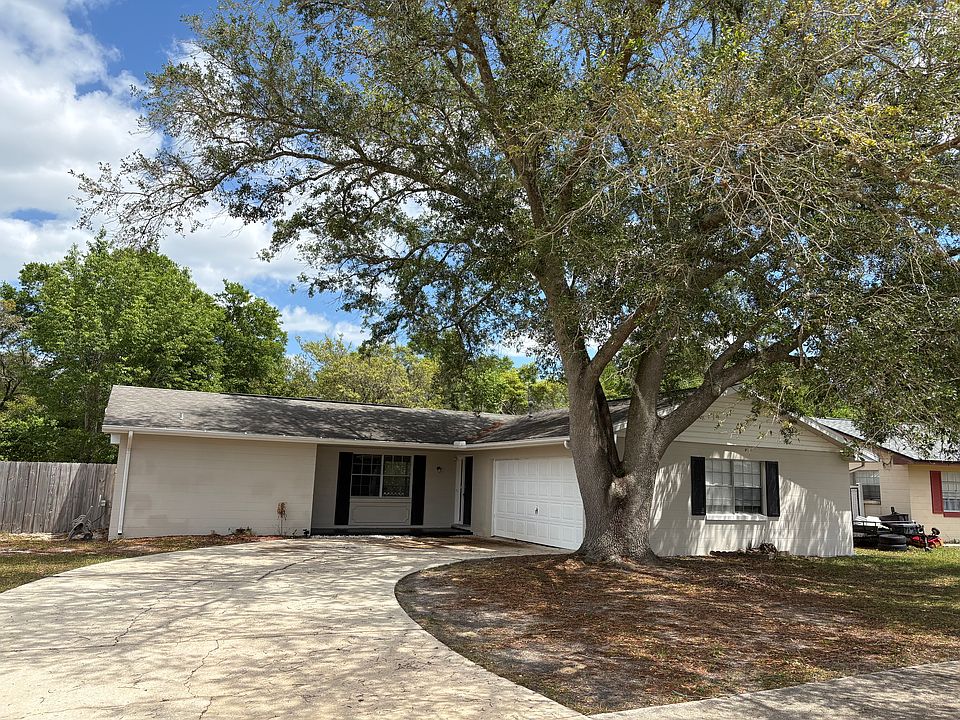 1st image of 15013 SW 35th Avenue Rd