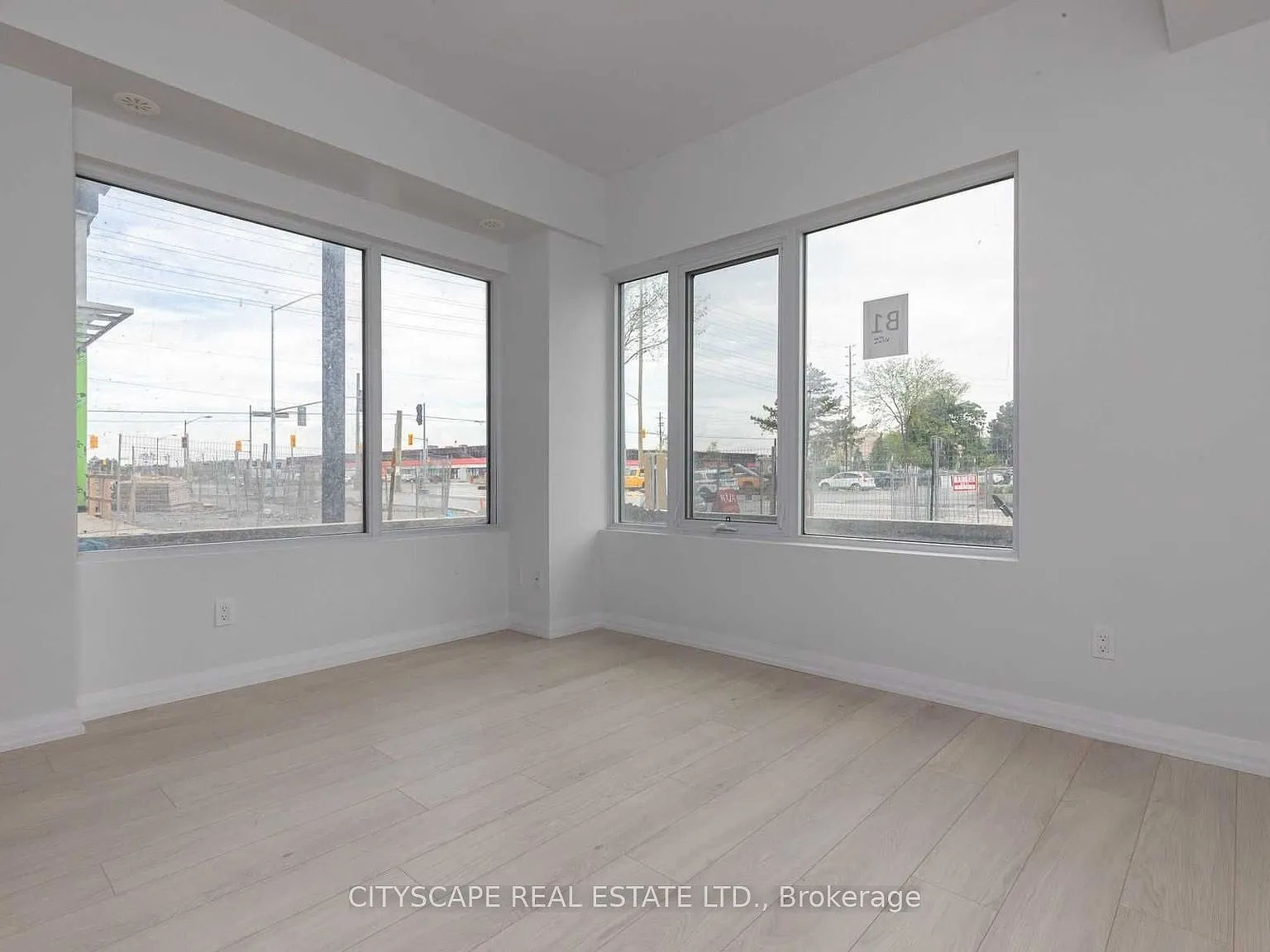4 bed, $3,243 — Photo 3