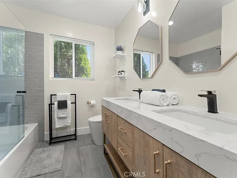60468 Latham Trl — Photo 23