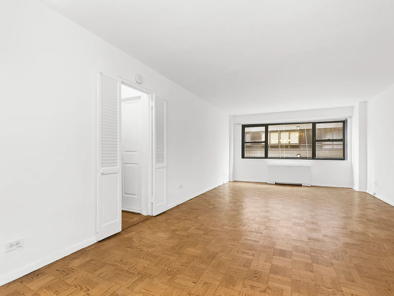 330 East 49th Street — Photo 3