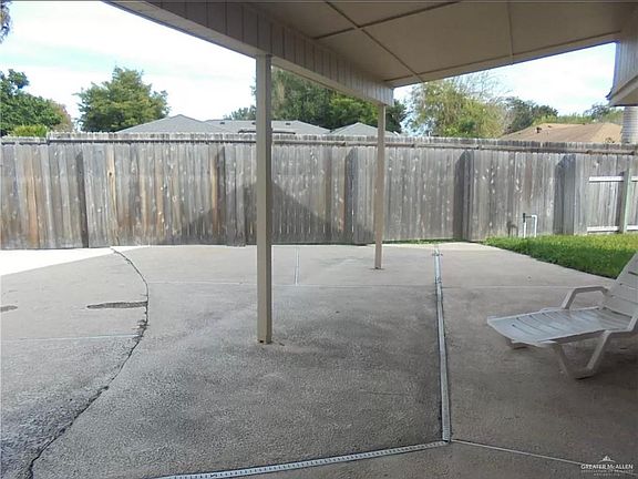 4th image of 1500 Wisteria Ave