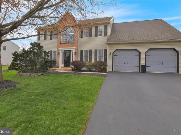 18 Colorado Ave, Sinking Spring, PA 19608