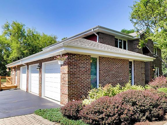 2nd image of 21766 W Hidden Valley Dr