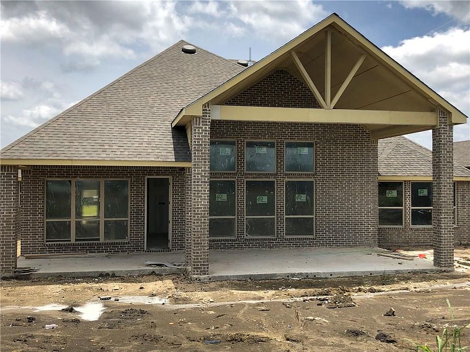 2nd image of 5226 Magnolia Ln