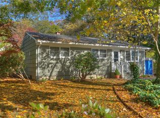 105 Indigo St, Mystic, CT 06355