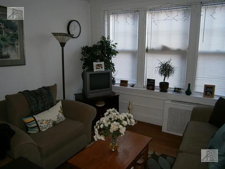 2002 Commonwealth Ave #9 — Photo 3