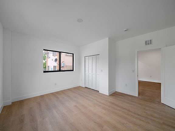 5th image of 1421 SW 7th St