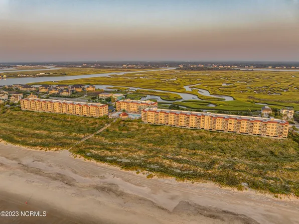 2400 N Lumina Avenue #1110, Wrightsville Beach, NC 28480
