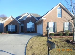 118 Village Ln, Pelham, AL 35124