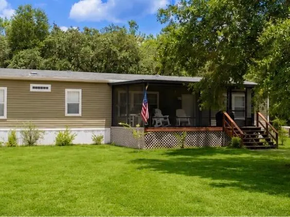 179 KINGFISH Road, Pomona Park, FL 32181