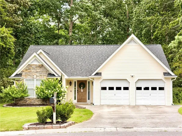 181 Colton Dr, Dallas, GA 30132
