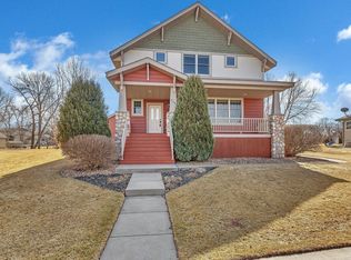 904 Celebration Cir, Sartell, MN 56377