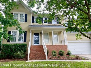 108 Sandy Creek Ct, Cary, NC 27519