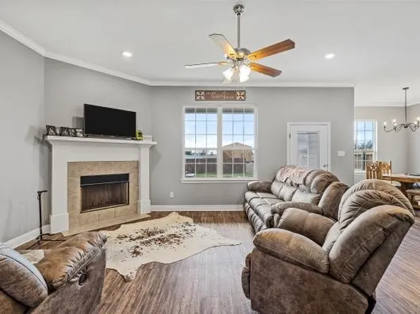 673 Bob Johnson Rd, China Spring, TX 76633