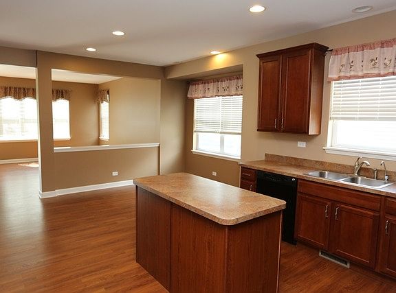 4th image of 803 Bonaventure Dr
