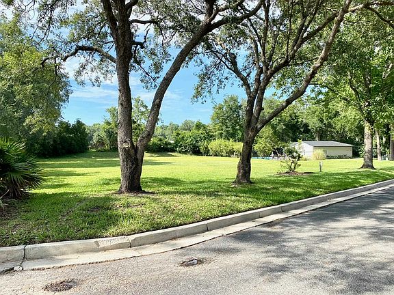 4th image of 4 Moultrie Creek Cir