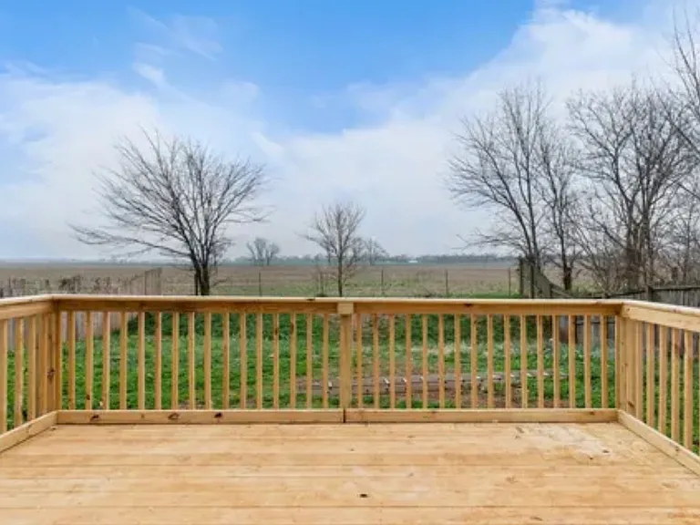 624 S Cavalcade Cir — Photo 2