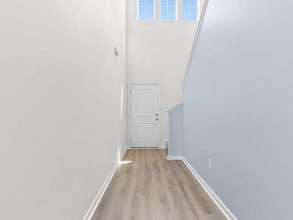 4th image of 1049 Tibetan St.