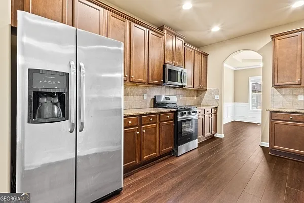 3920 Lake Manor Way — Photo 10