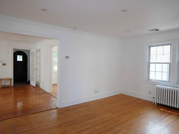 33 Jefferson Road